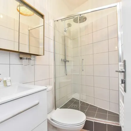 Cmg- Lafayette - Gare De L'est Apartment